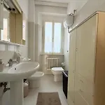 Se224 - Senigallia, Ampio E Luminoso Con Giardino * Сенигаллия